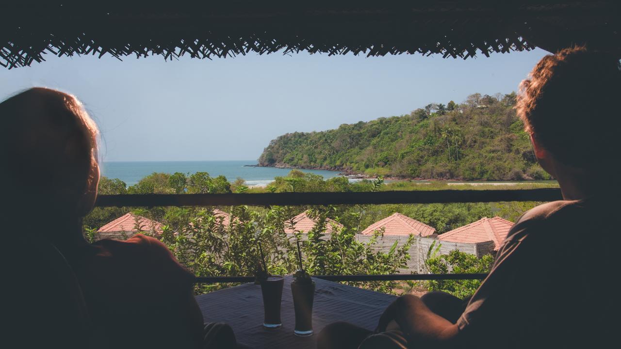 The Bay Agonda Hotel Exterior photo