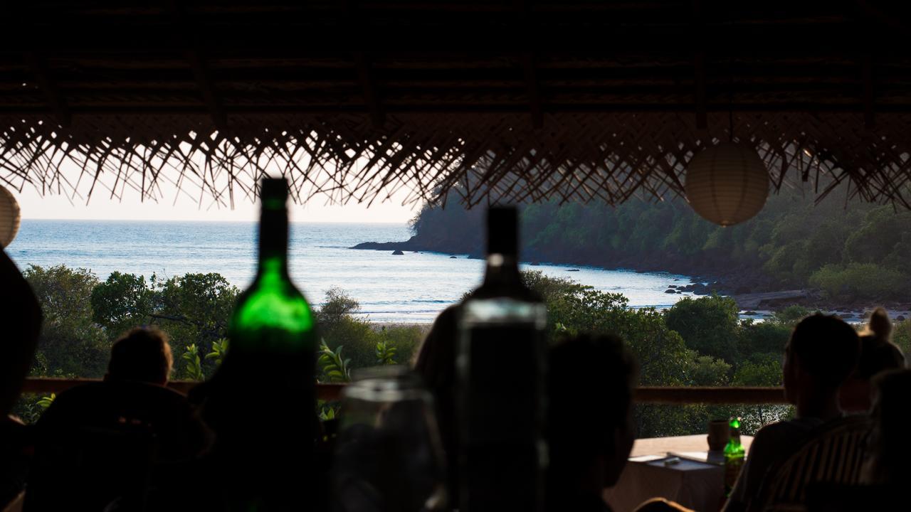 The Bay Agonda Hotel Exterior photo